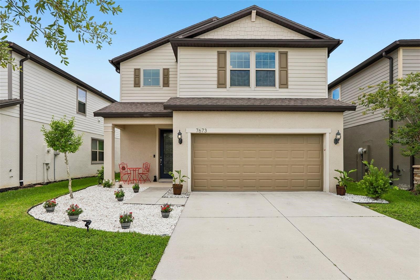 Single Family Residence in WESLEY CHAPEL, FL - Daniel Dourado