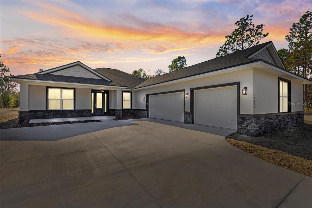 Single Family Residence em DUNNELLON, FL - Daniel Dourado