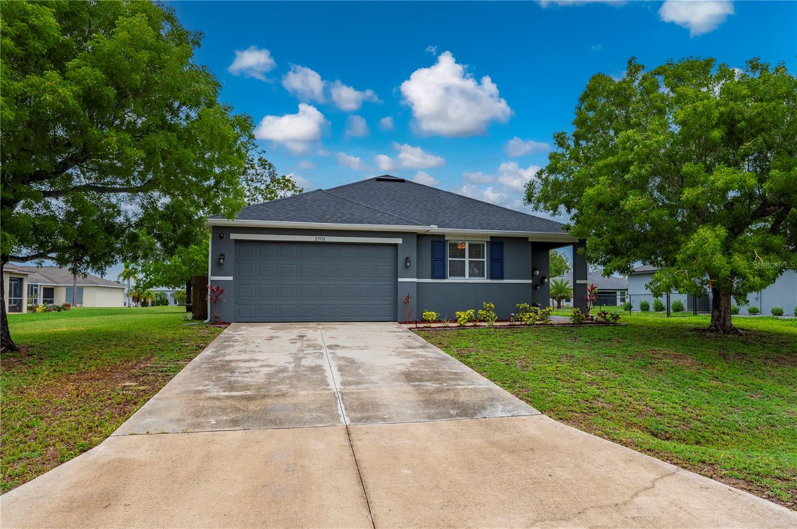 Single Family Residence in PUNTA GORDA, FL - Daniel Dourado