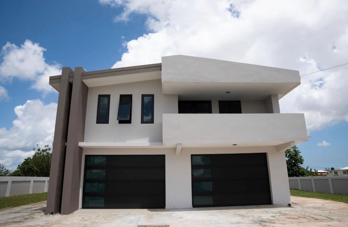 Single Family Residence in BAYAMON, PR - Daniel Dourado