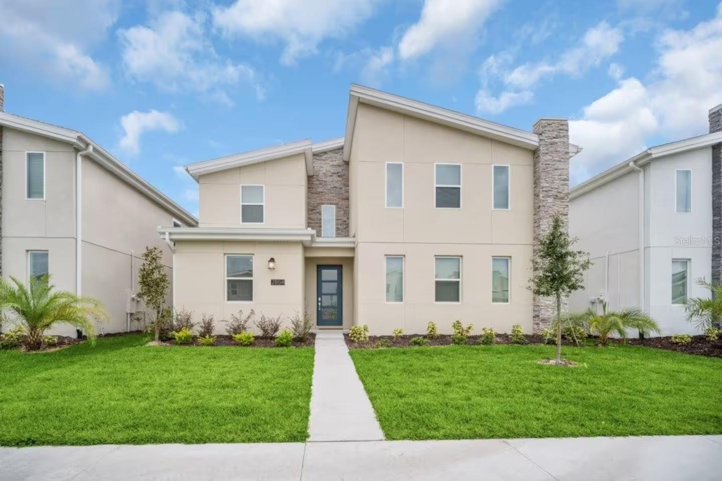 Single Family Residence in KISSIMMEE, FL - Daniel Dourado