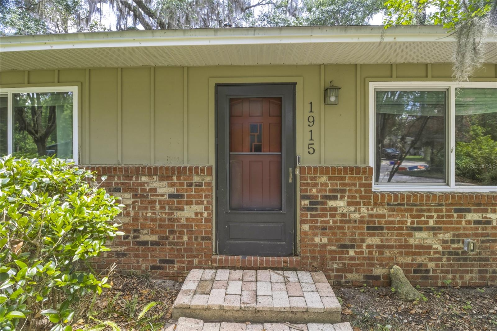 Single Family Residence in GAINESVILLE, FL - Daniel Dourado