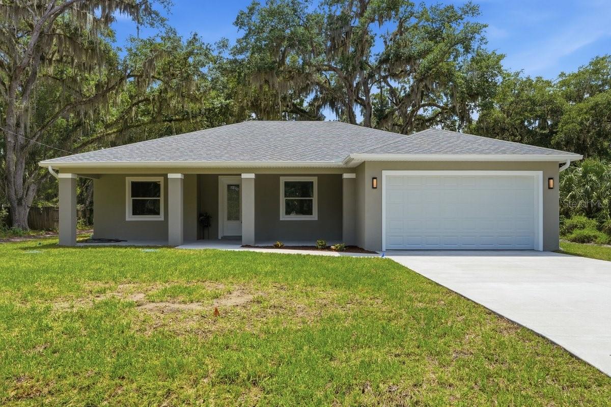 Single Family Residence em DELAND, FL - Daniel Dourado