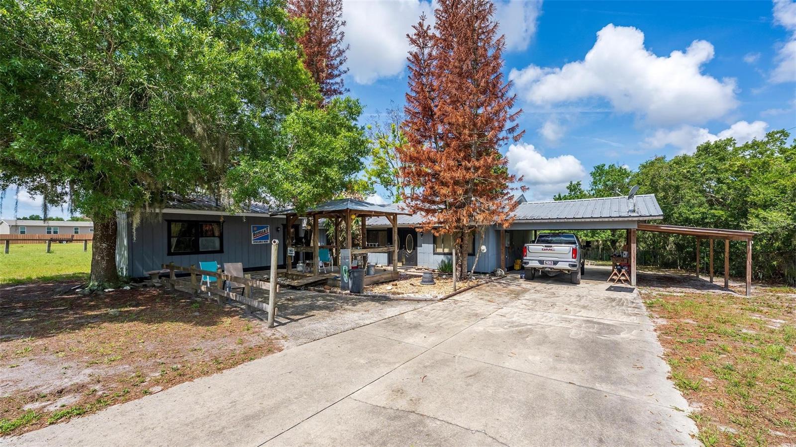 Single Family Residence in APOPKA, FL - Daniel Dourado