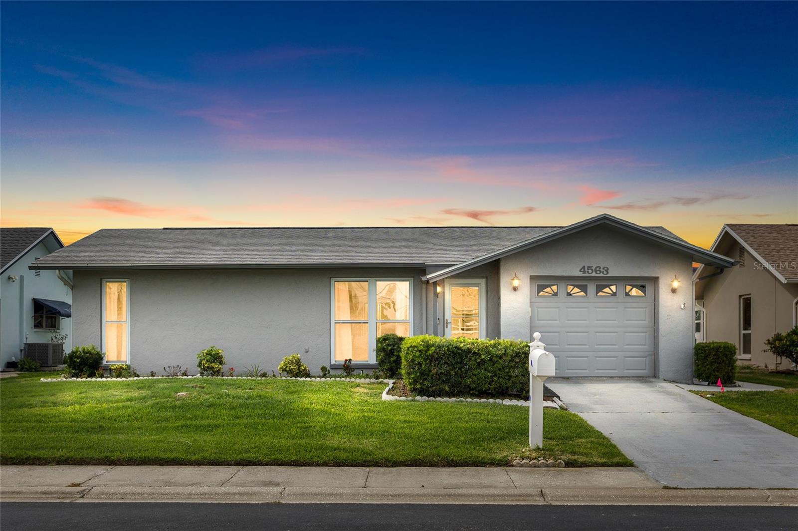 Single Family Residence em CLEARWATER, FL - Daniel Dourado