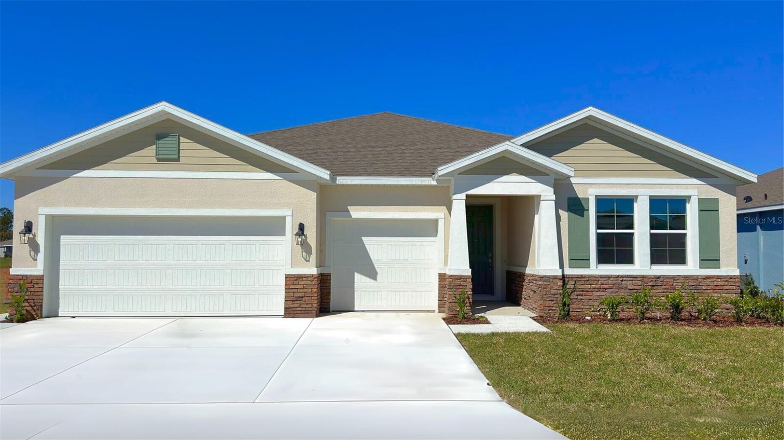 Single Family Residence in ORMOND BEACH, FL - Daniel Dourado