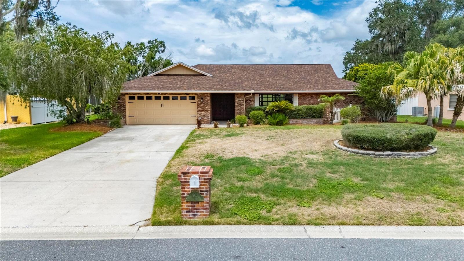 Single Family Residence em PLANT CITY, FL - Daniel Dourado