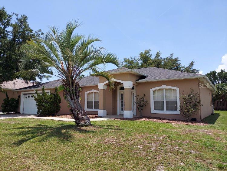 Single Family Residence in PALM COAST, FL - Daniel Dourado