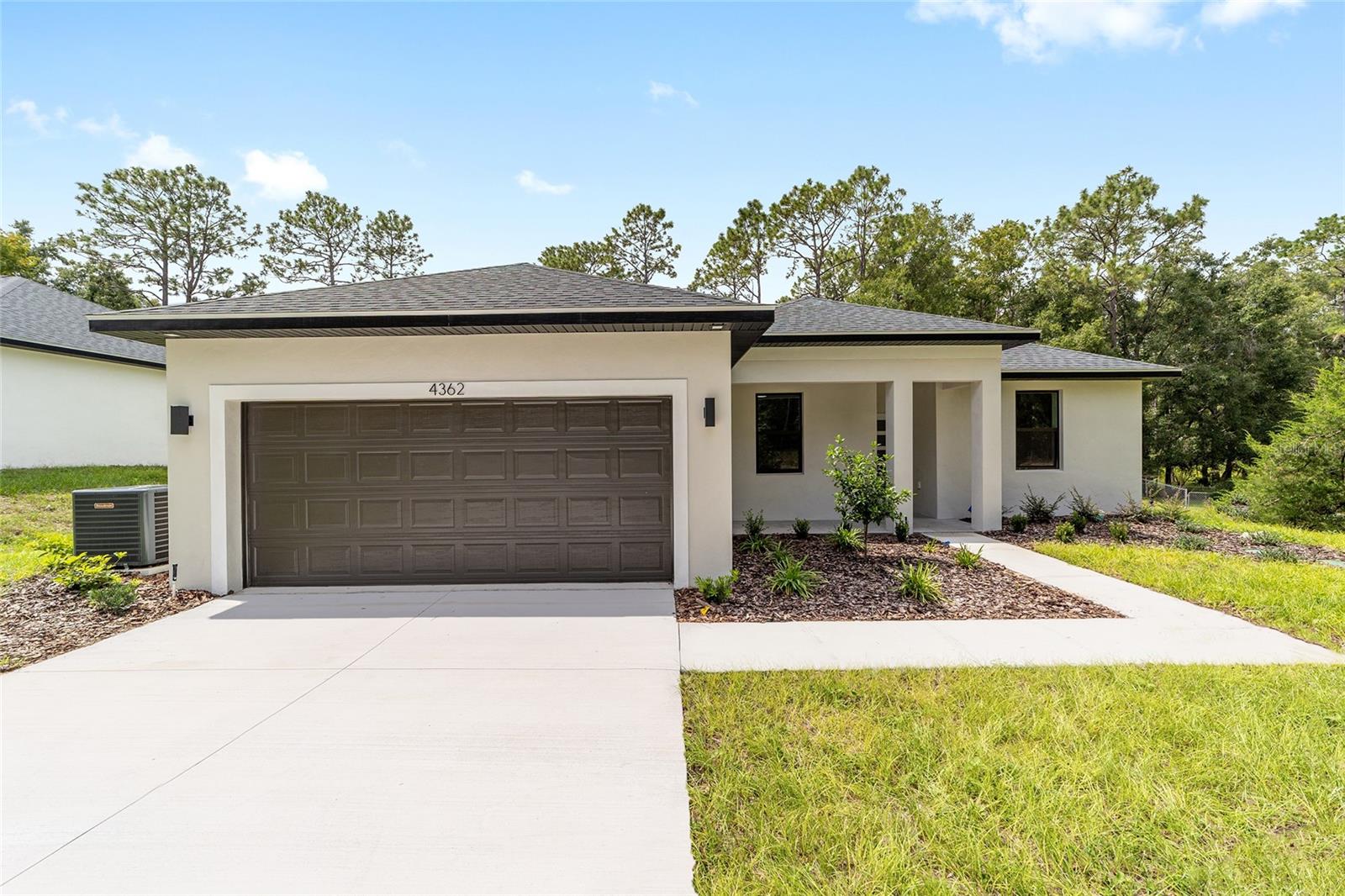 Single Family Residence in OCALA, FL - Daniel Dourado