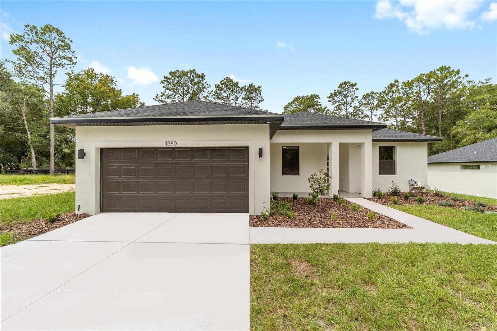 Single Family Residence in OCALA, FL - Daniel Dourado