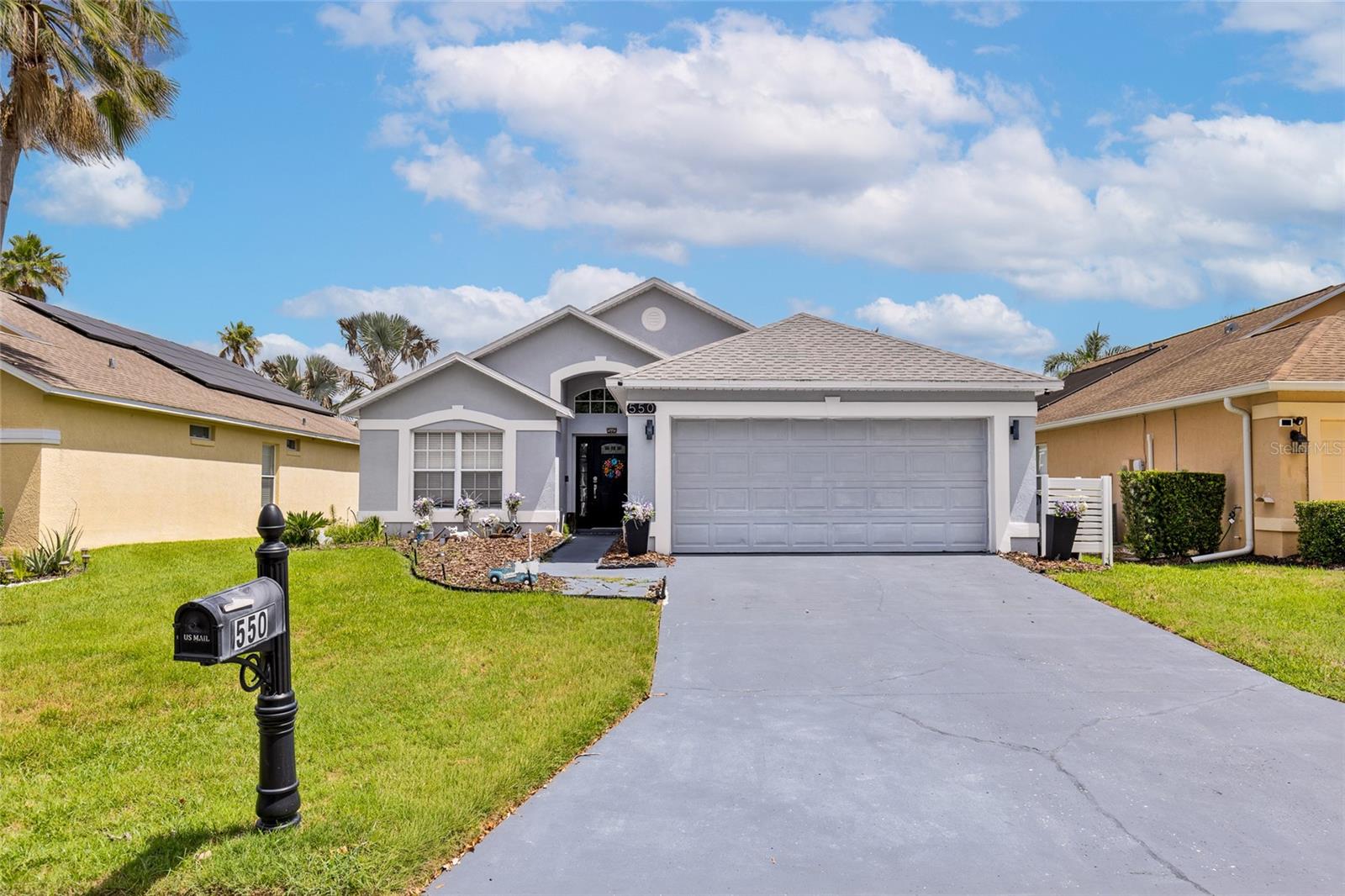 Single Family Residence in DAVENPORT, FL - Daniel Dourado