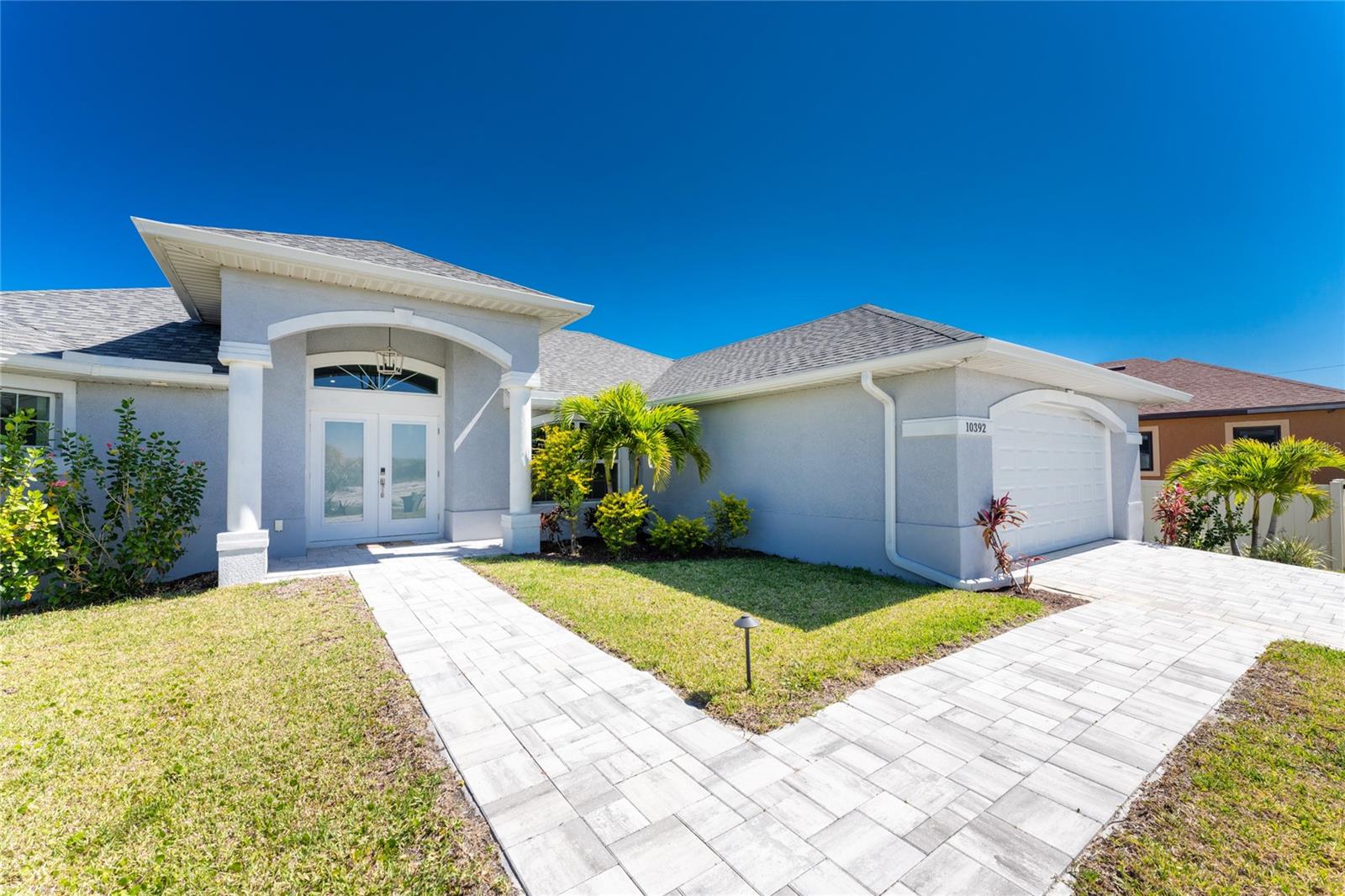 Single Family Residence in PORT CHARLOTTE, FL - Daniel Dourado