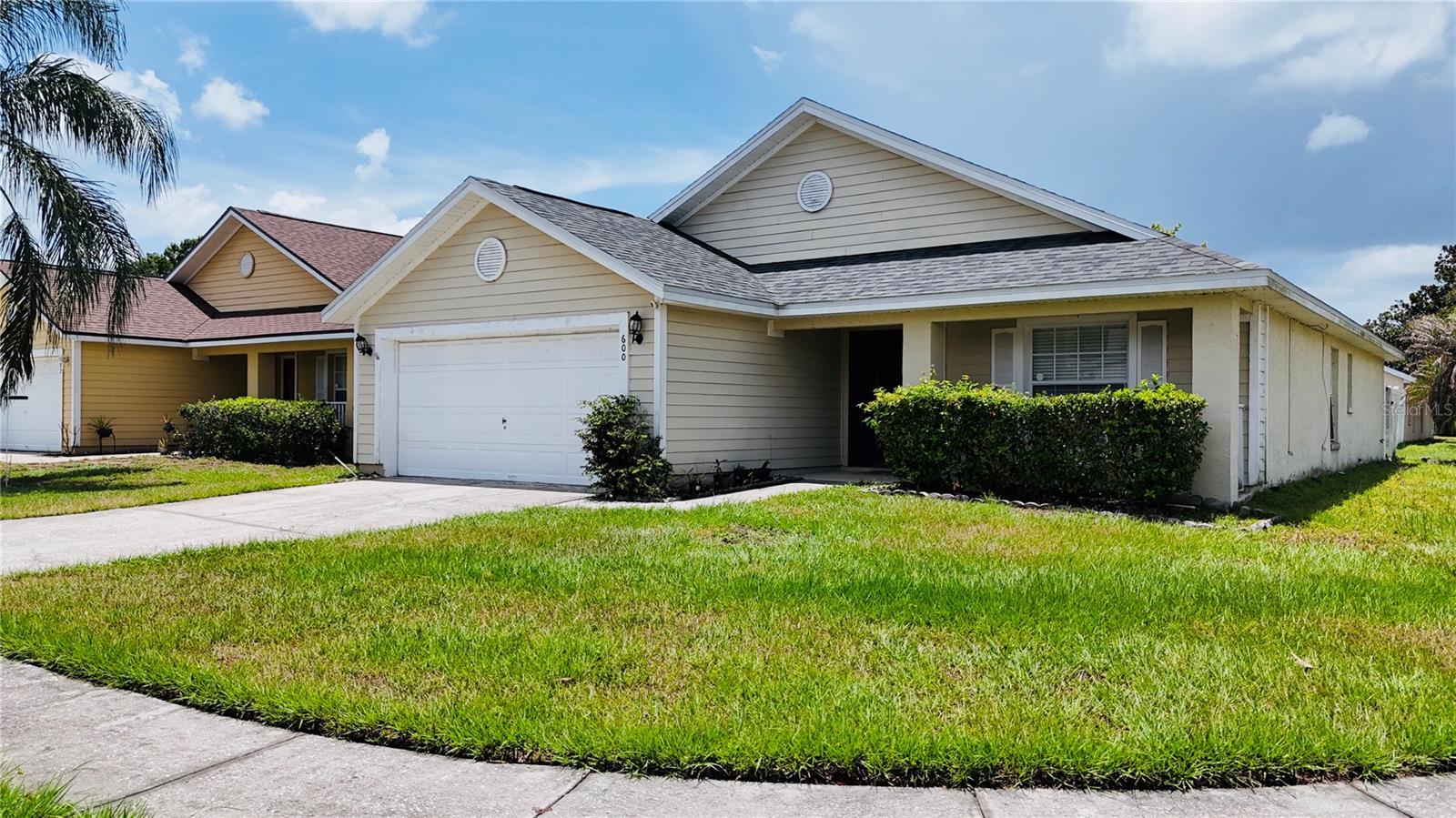 Single Family Residence in KISSIMMEE, FL - Daniel Dourado