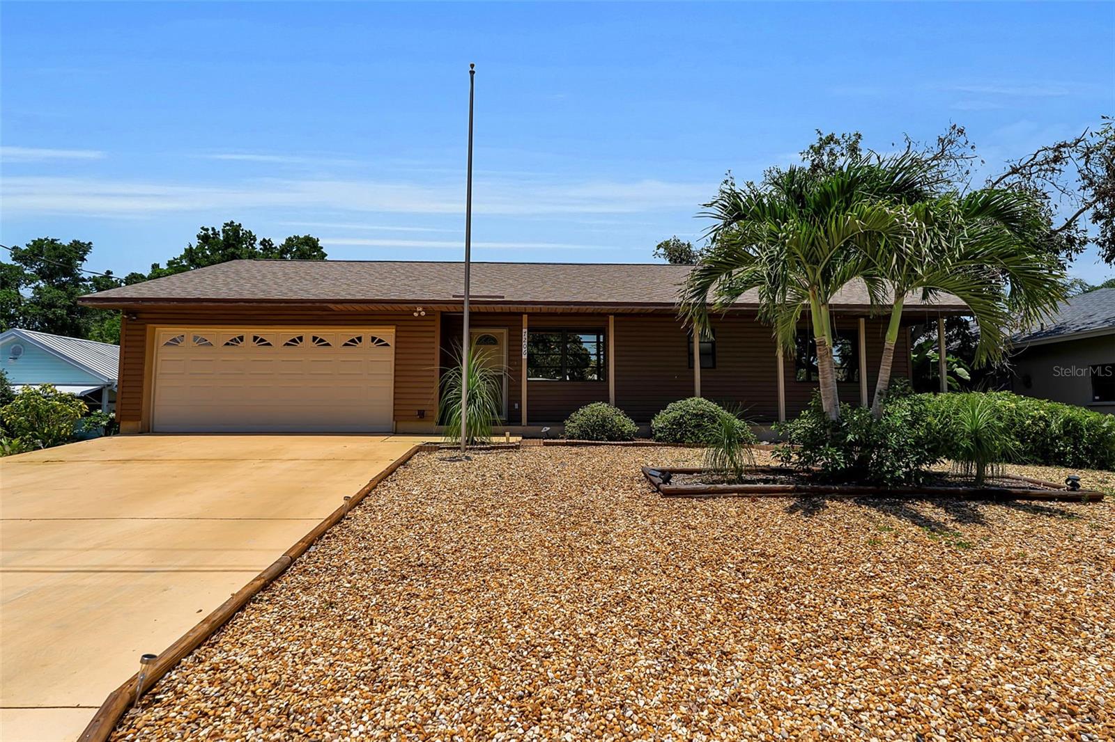 Single Family Residence em BRADENTON, FL - Daniel Dourado