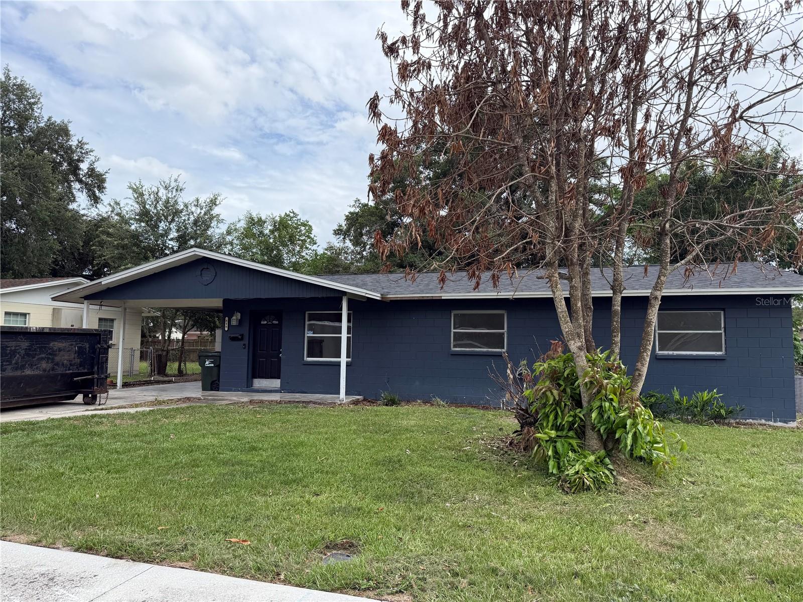 Single Family Residence in LAKELAND, FL - Daniel Dourado
