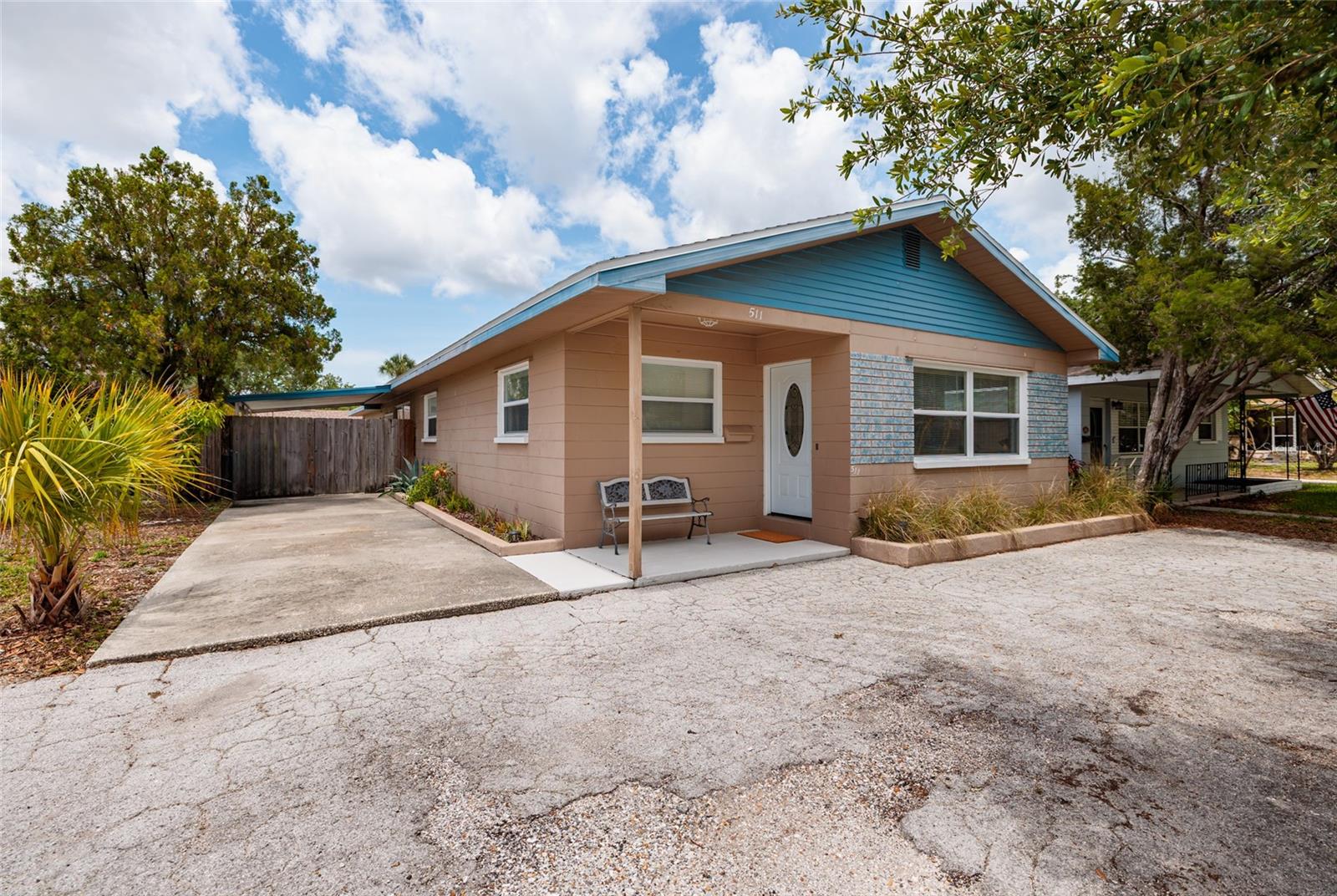 Single Family Residence em ST PETERSBURG, FL - Daniel Dourado