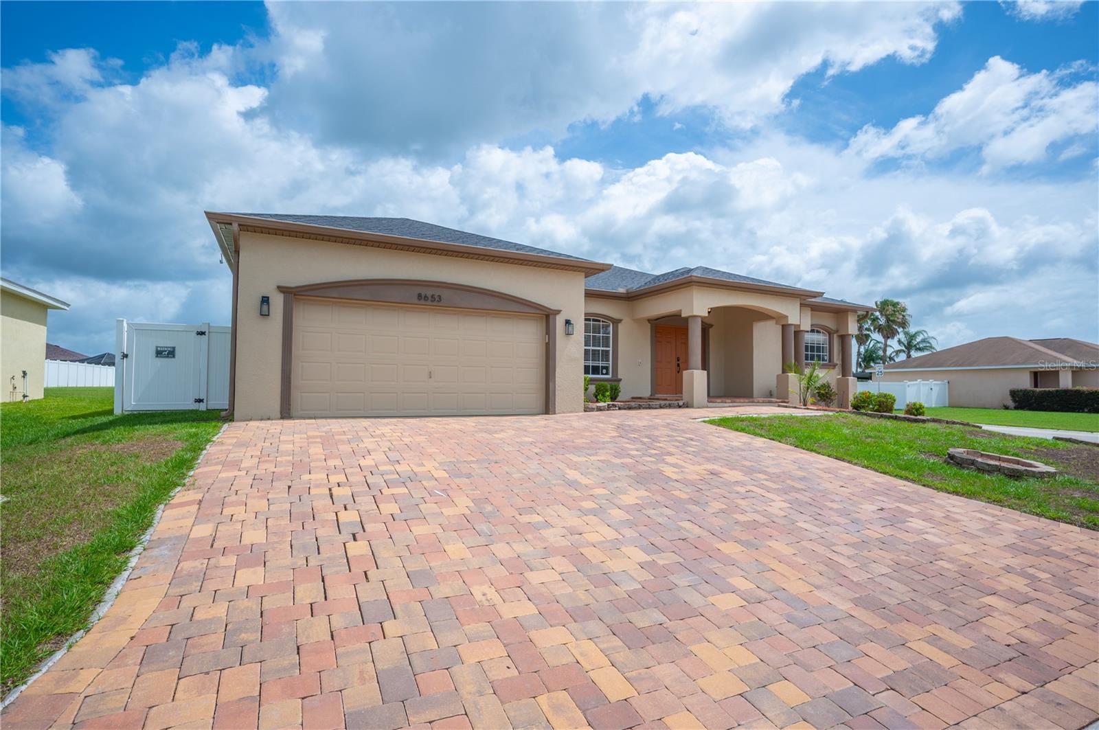 Single Family Residence in LAKELAND, FL - Daniel Dourado