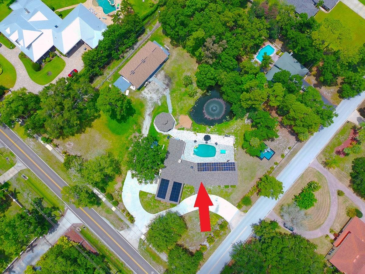 Single Family Residence in LARGO, FL - Daniel Dourado
