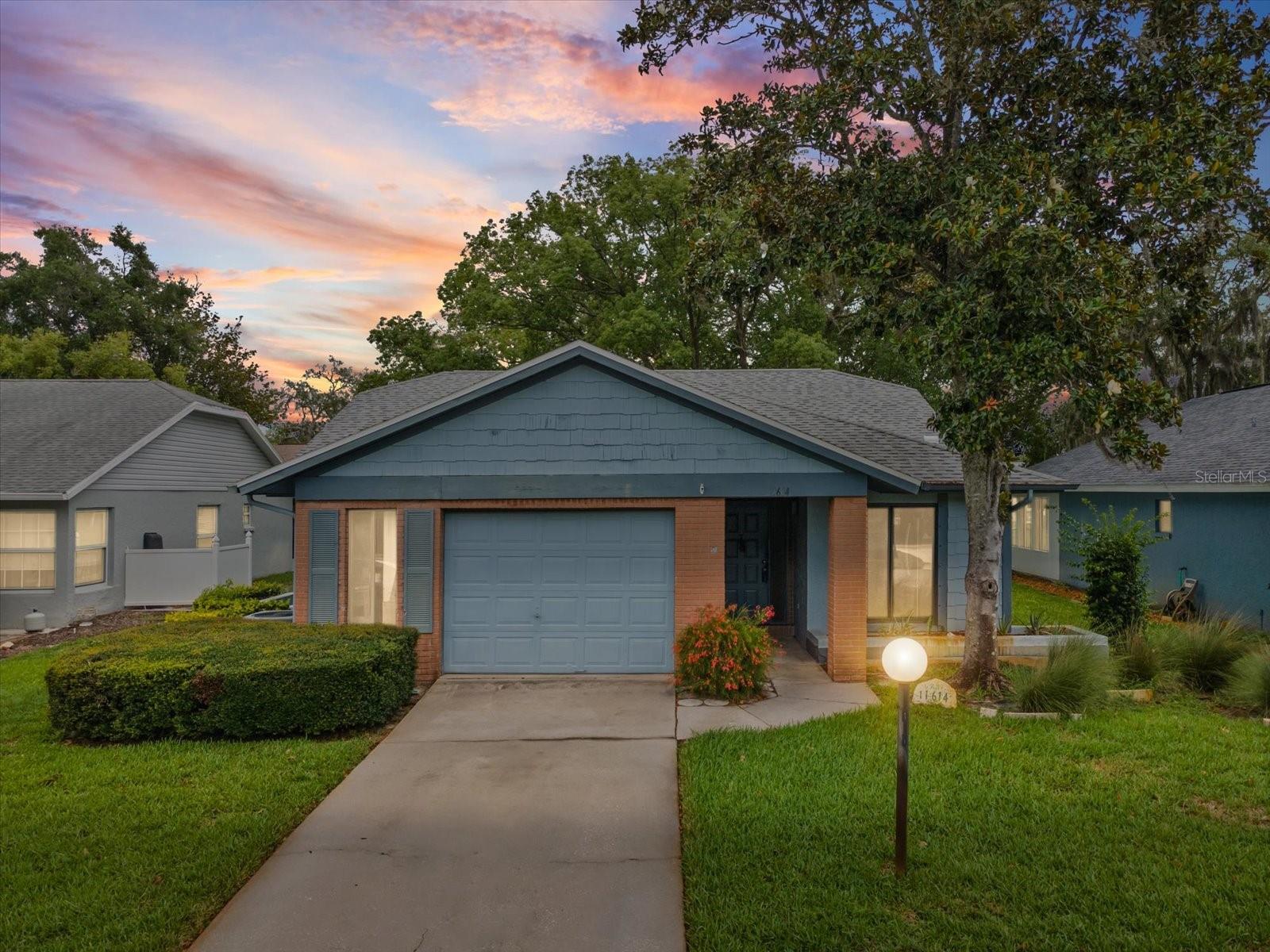 Single Family Residence in NEW PORT RICHEY, FL - Daniel Dourado