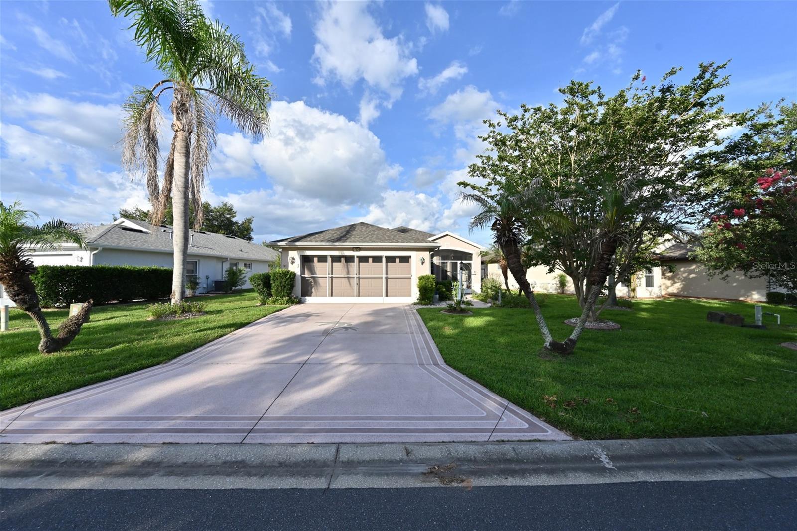 Single Family Residence em LEESBURG, FL - Daniel Dourado