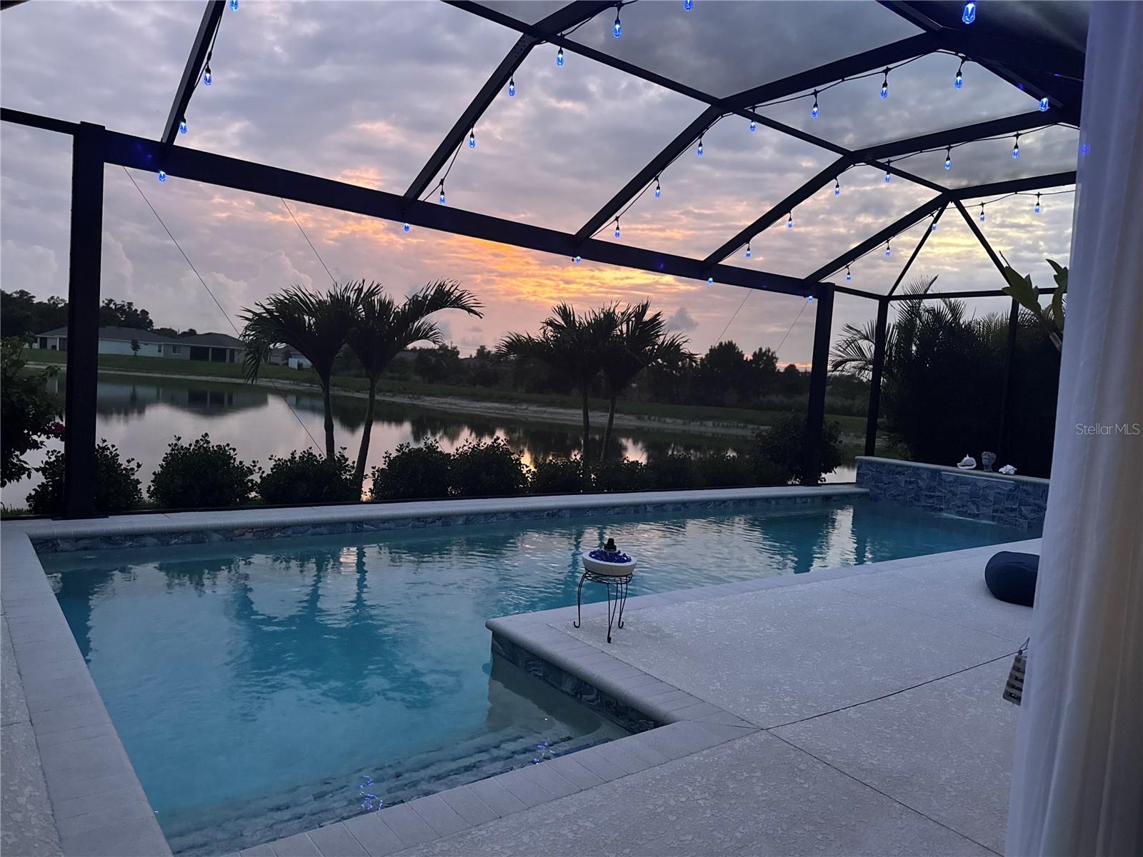 Single Family Residence in PALMETTO, FL - Daniel Dourado