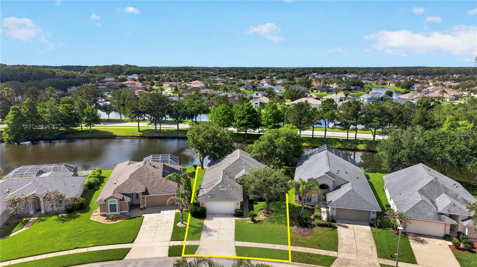 Single Family Residence em PORT ORANGE, FL - Daniel Dourado