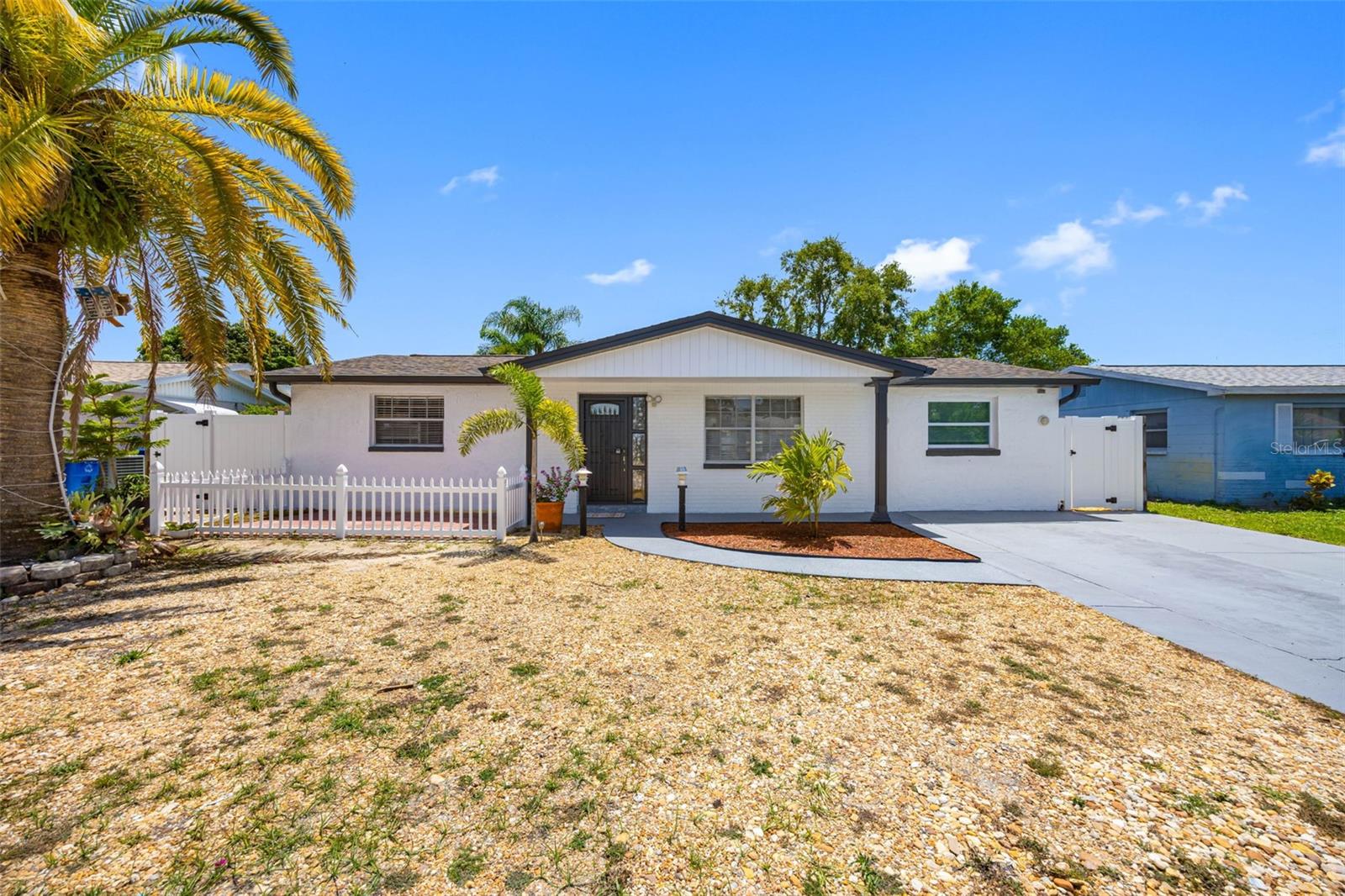 Single Family Residence em HOLIDAY, FL - Daniel Dourado