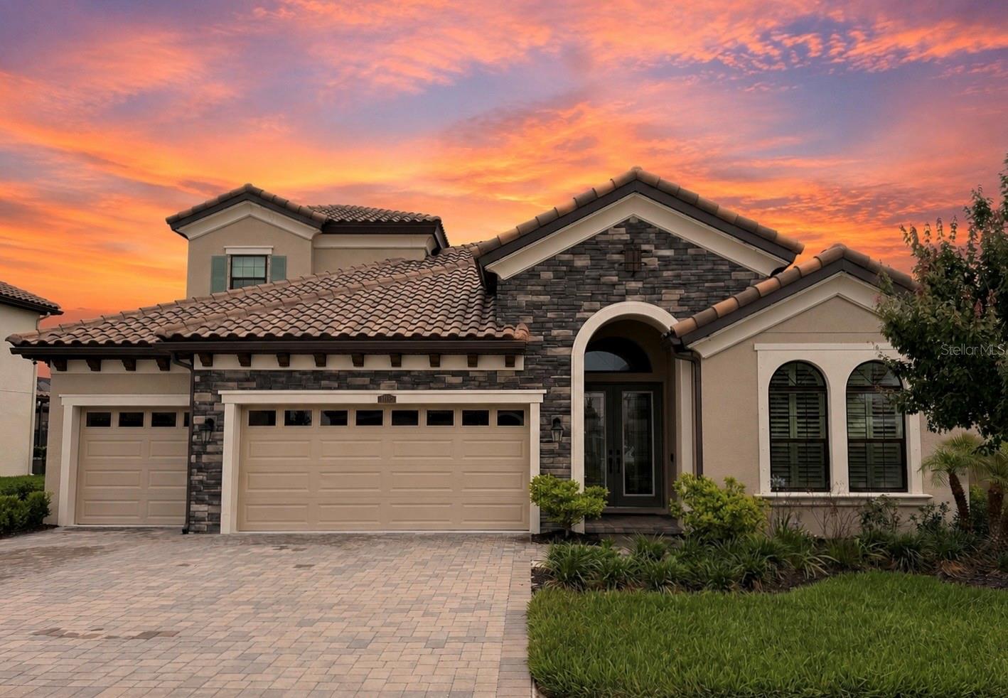 Single Family Residence em SAN ANTONIO, FL - Daniel Dourado