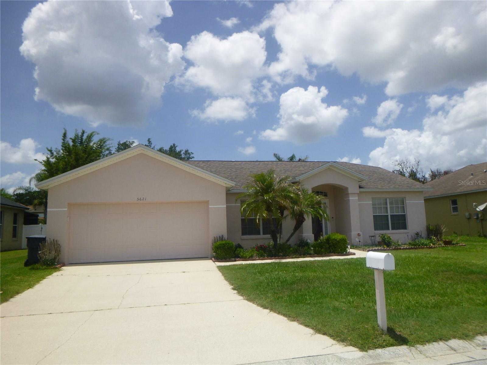 Single Family Residence in LAKELAND, FL - Daniel Dourado