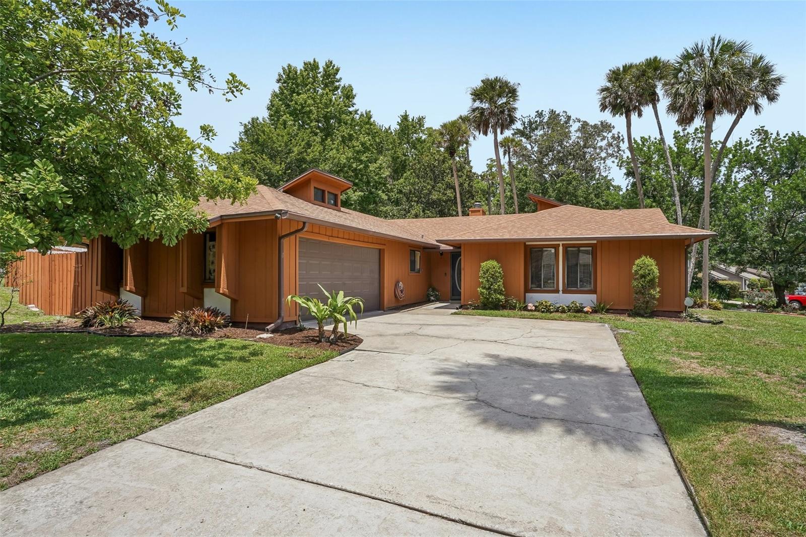 Single Family Residence em WINTER SPRINGS, FL - Daniel Dourado