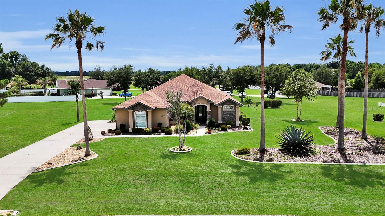 Single Family Residence em BELLEVIEW, FL - Daniel Dourado
