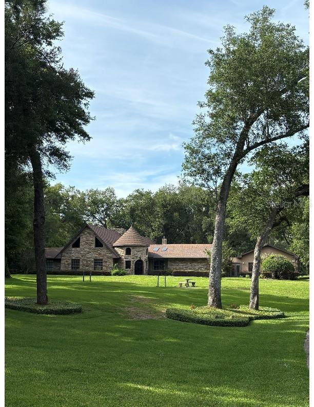 Single Family Residence in APOPKA, FL - Daniel Dourado