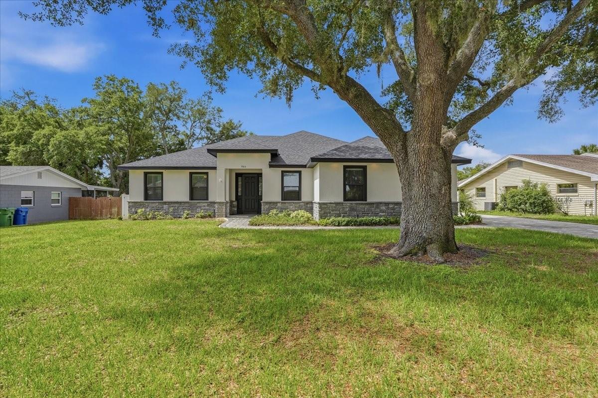 Single Family Residence em WINTER HAVEN, FL - Daniel Dourado