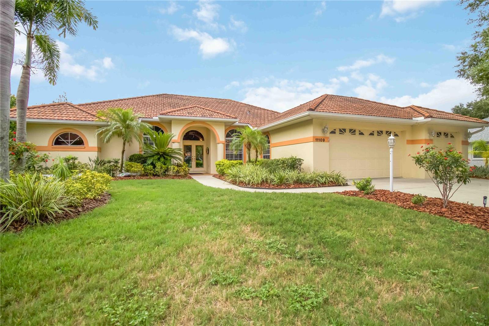 Single Family Residence in PARRISH, FL - Daniel Dourado
