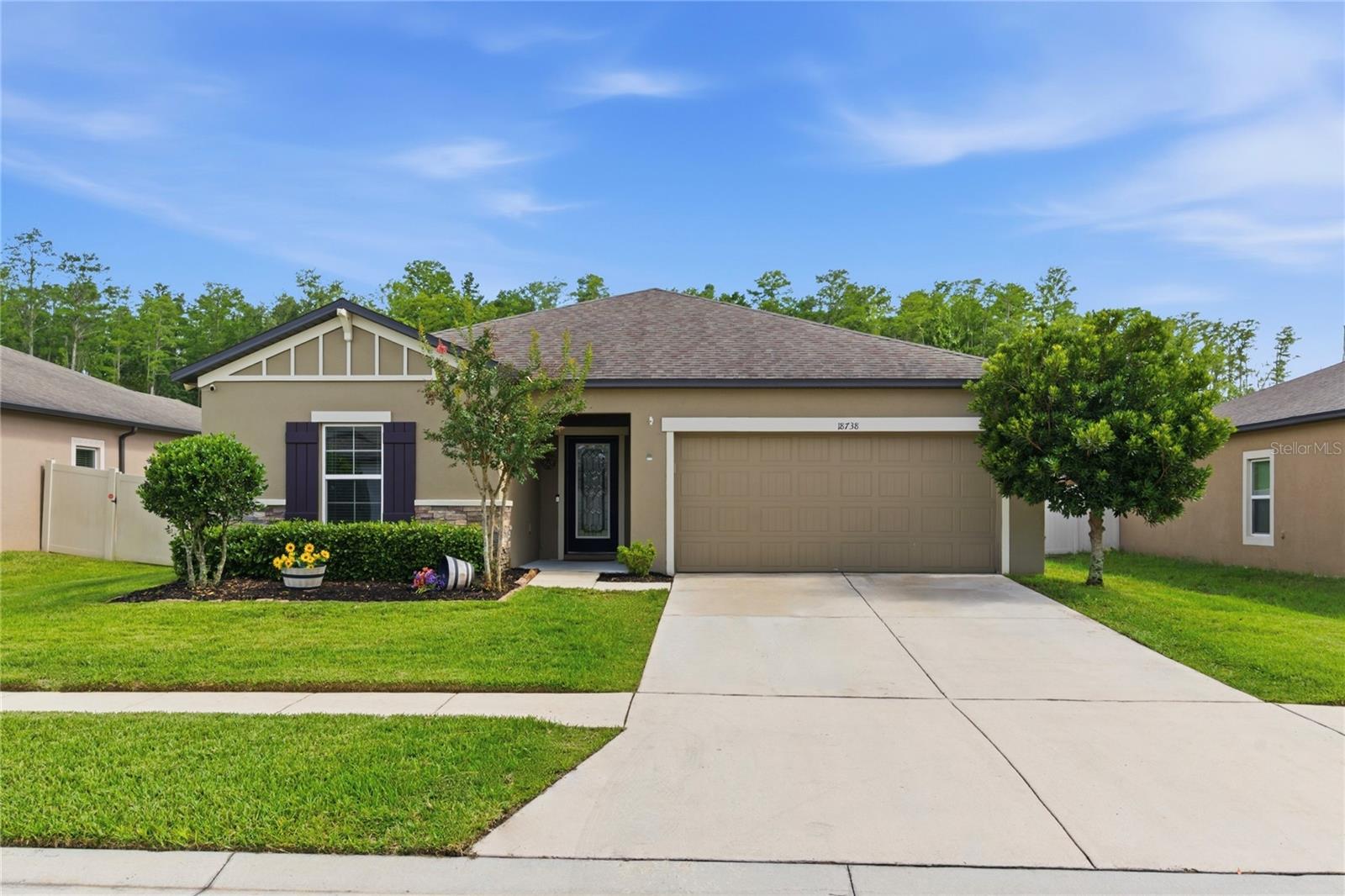 Single Family Residence em SPRING HILL, FL - Daniel Dourado