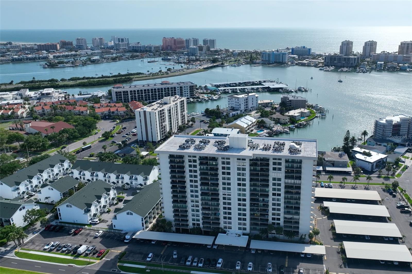 Condominium em CLEARWATER BEACH, FL - Daniel Dourado