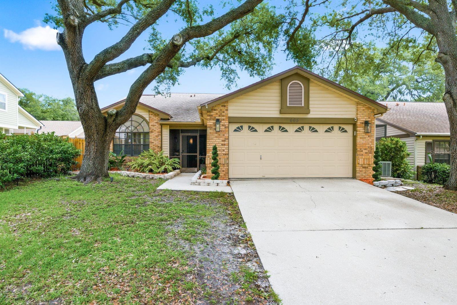 Single Family Residence in PALM HARBOR, FL - Daniel Dourado
