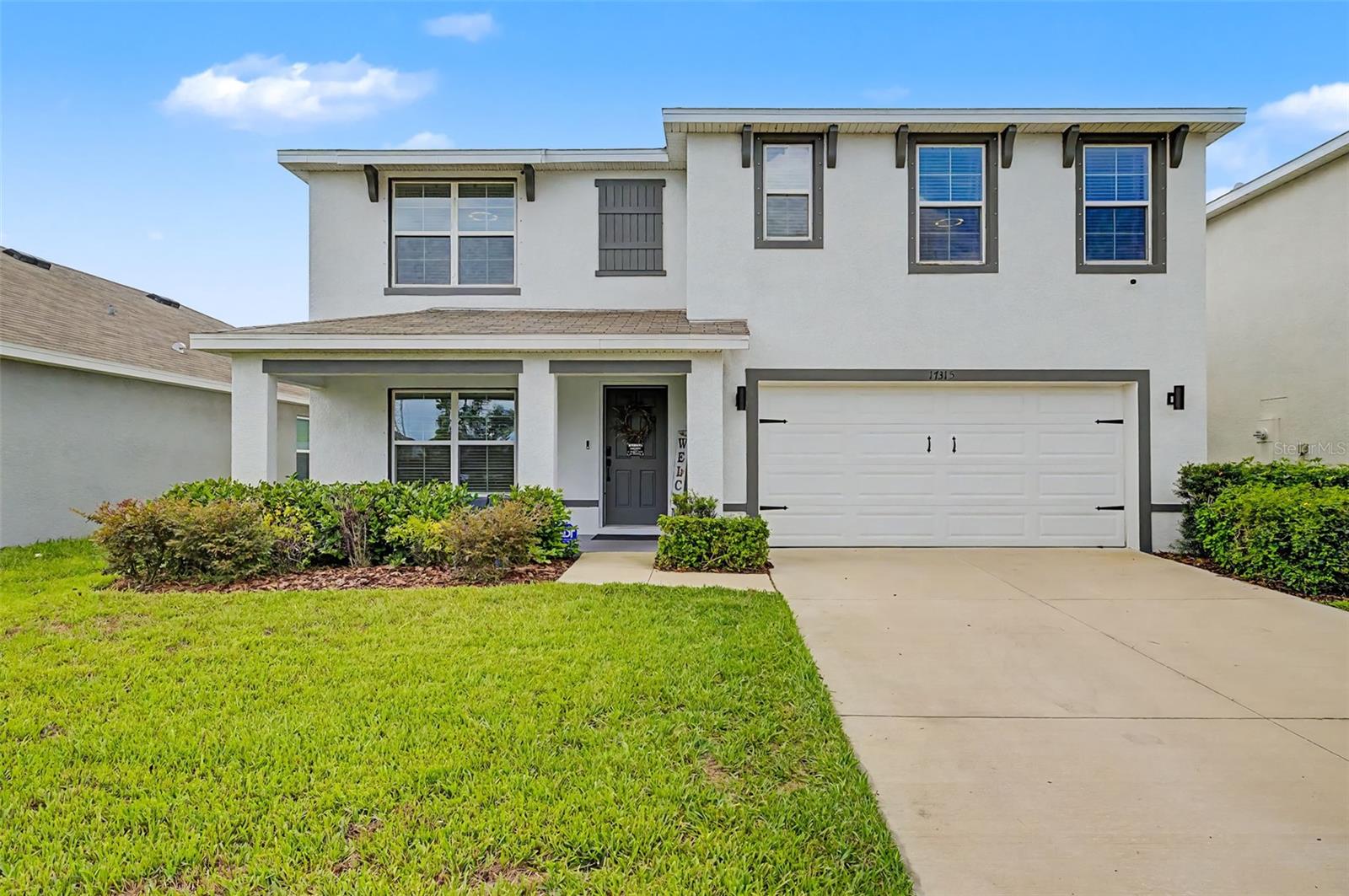 Single Family Residence in PARRISH, FL - Daniel Dourado