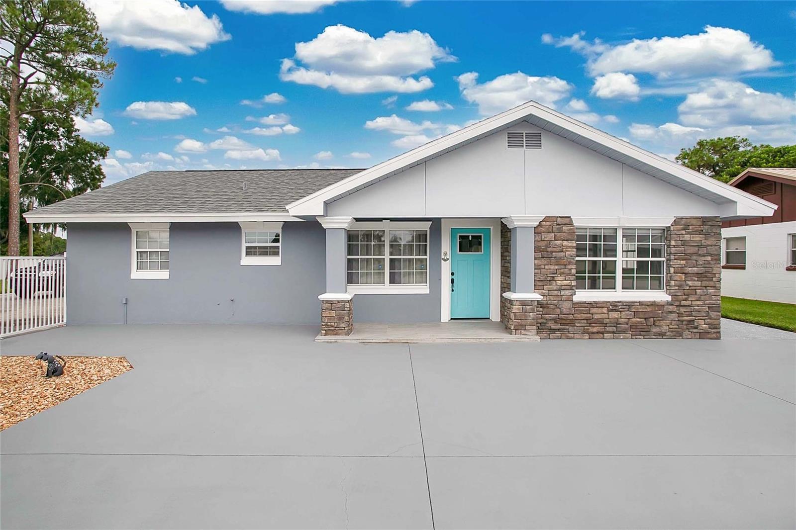 Single Family Residence em WINTER HAVEN, FL - Daniel Dourado