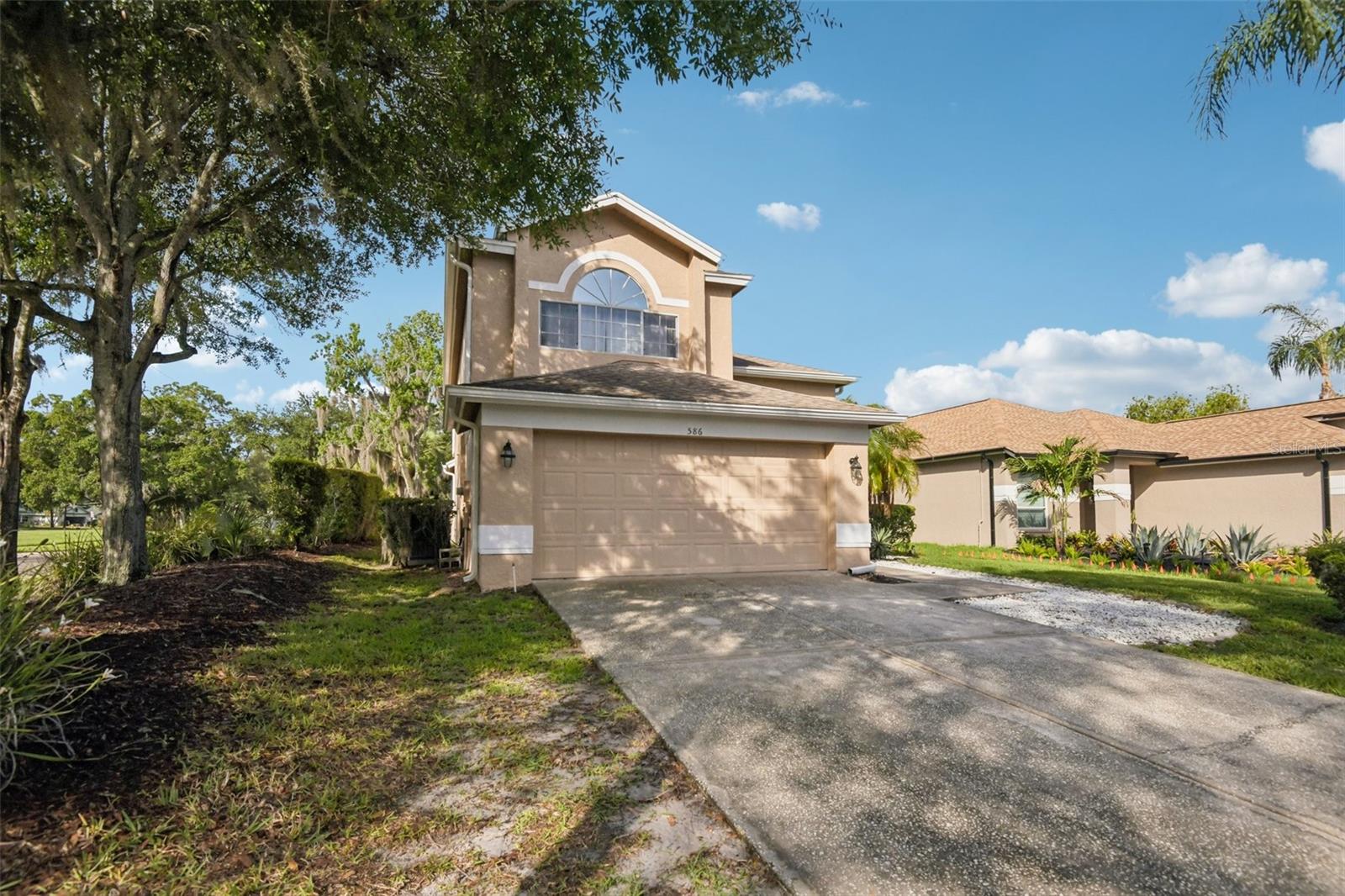 Single Family Residence em OLDSMAR, FL - Daniel Dourado