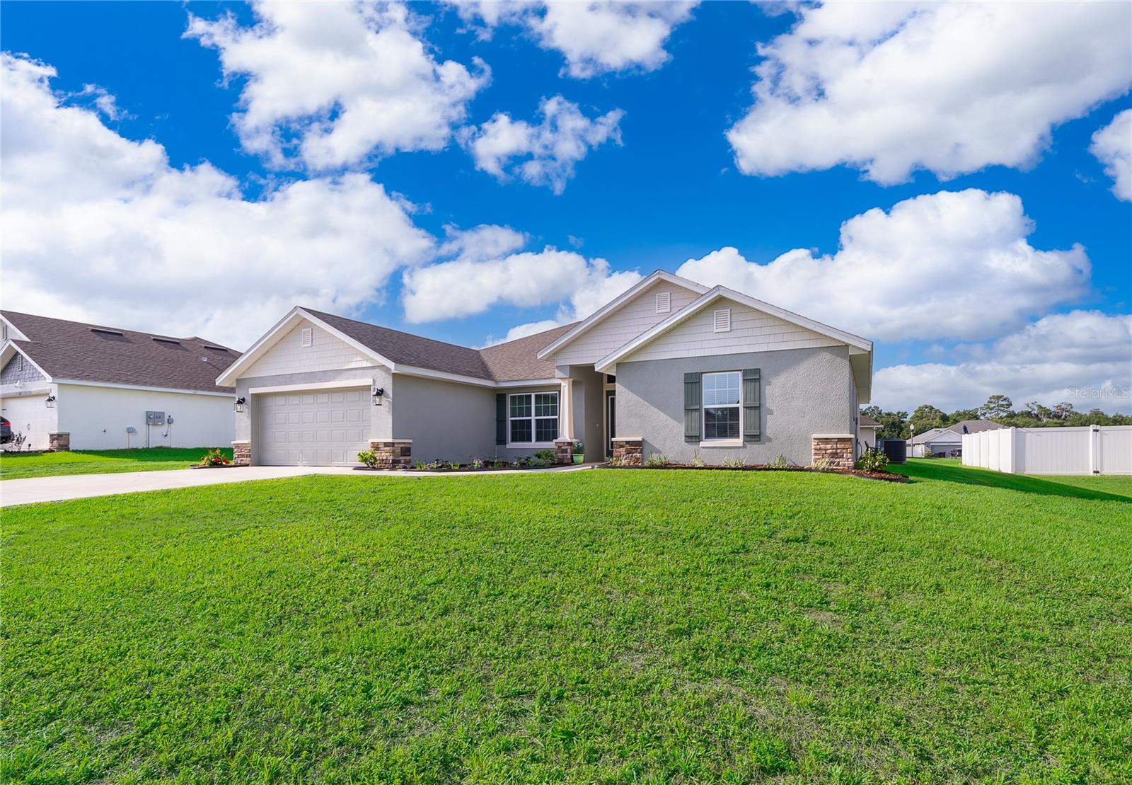 Single Family Residence in OCALA, FL - Daniel Dourado