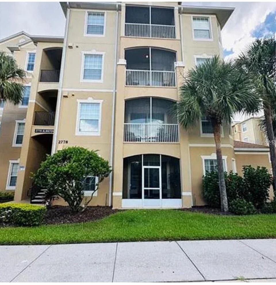 Condominium in KISSIMMEE, FL - Daniel Dourado