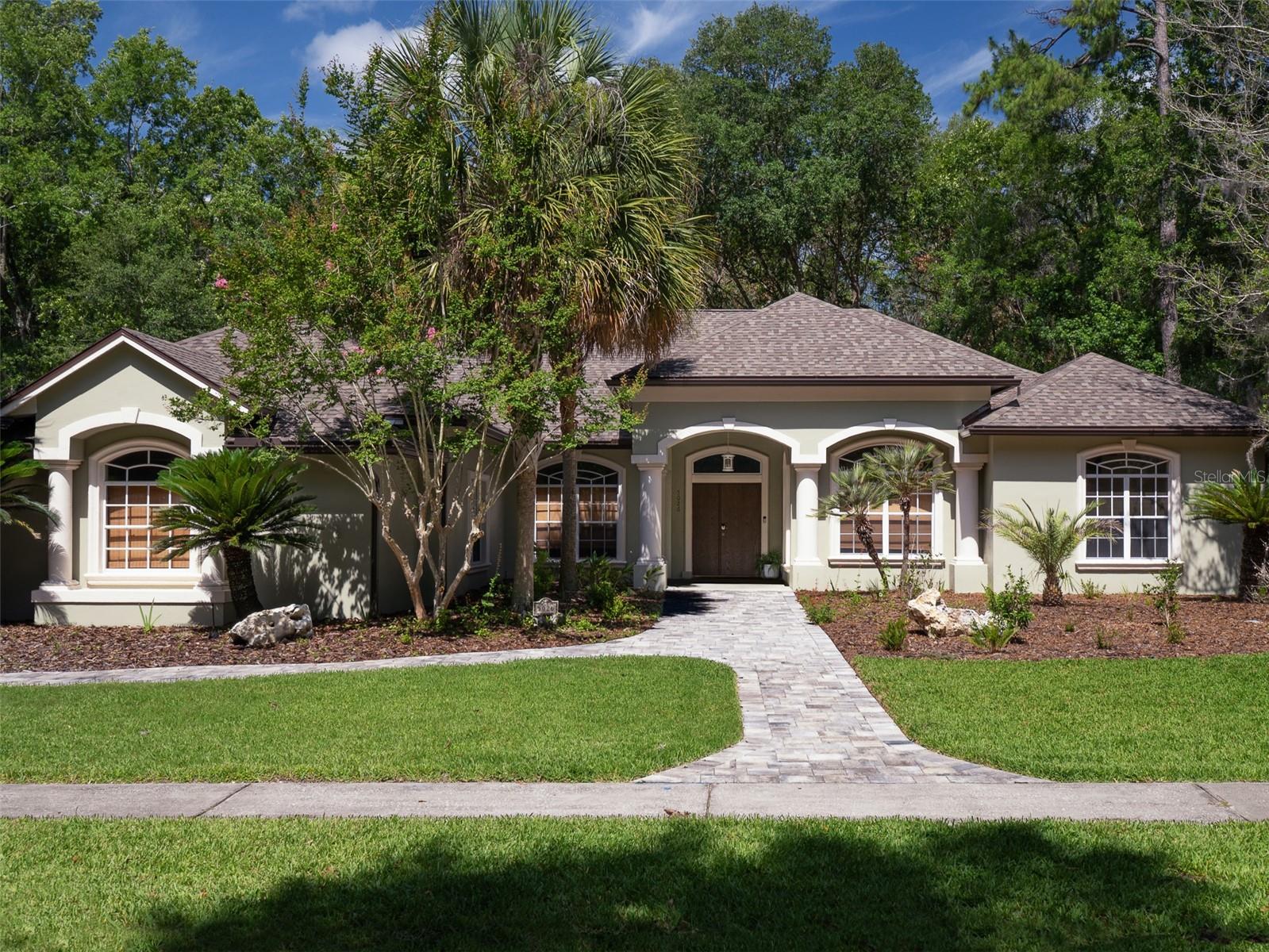 Single Family Residence in GAINESVILLE, FL - Daniel Dourado