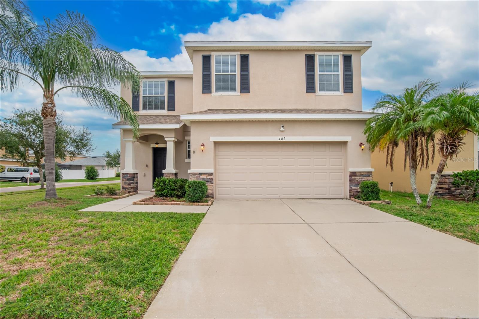Single Family Residence in RUSKIN, FL - Daniel Dourado