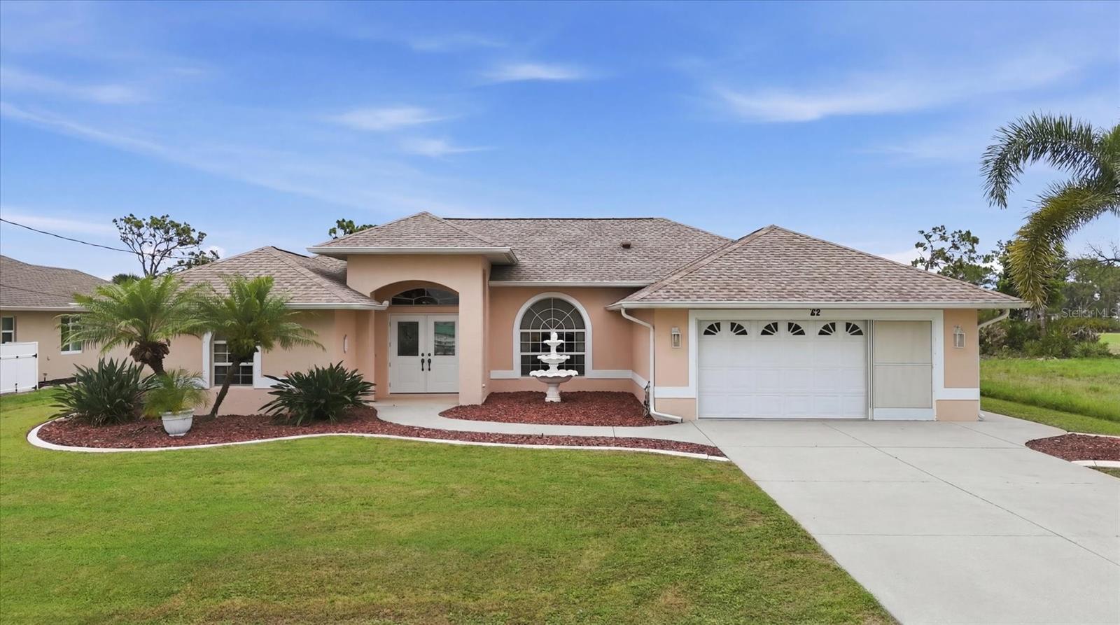 Single Family Residence em ROTONDA WEST, FL - Daniel Dourado