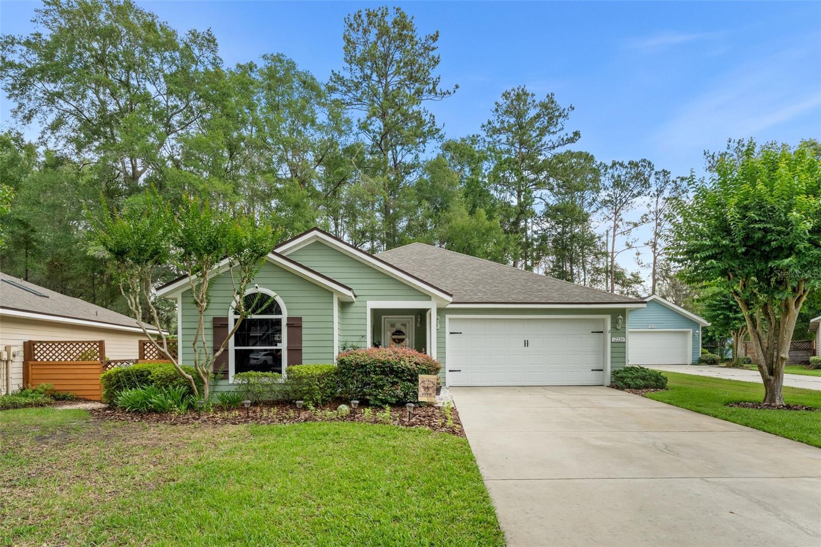 Single Family Residence em NEWBERRY, FL - Daniel Dourado