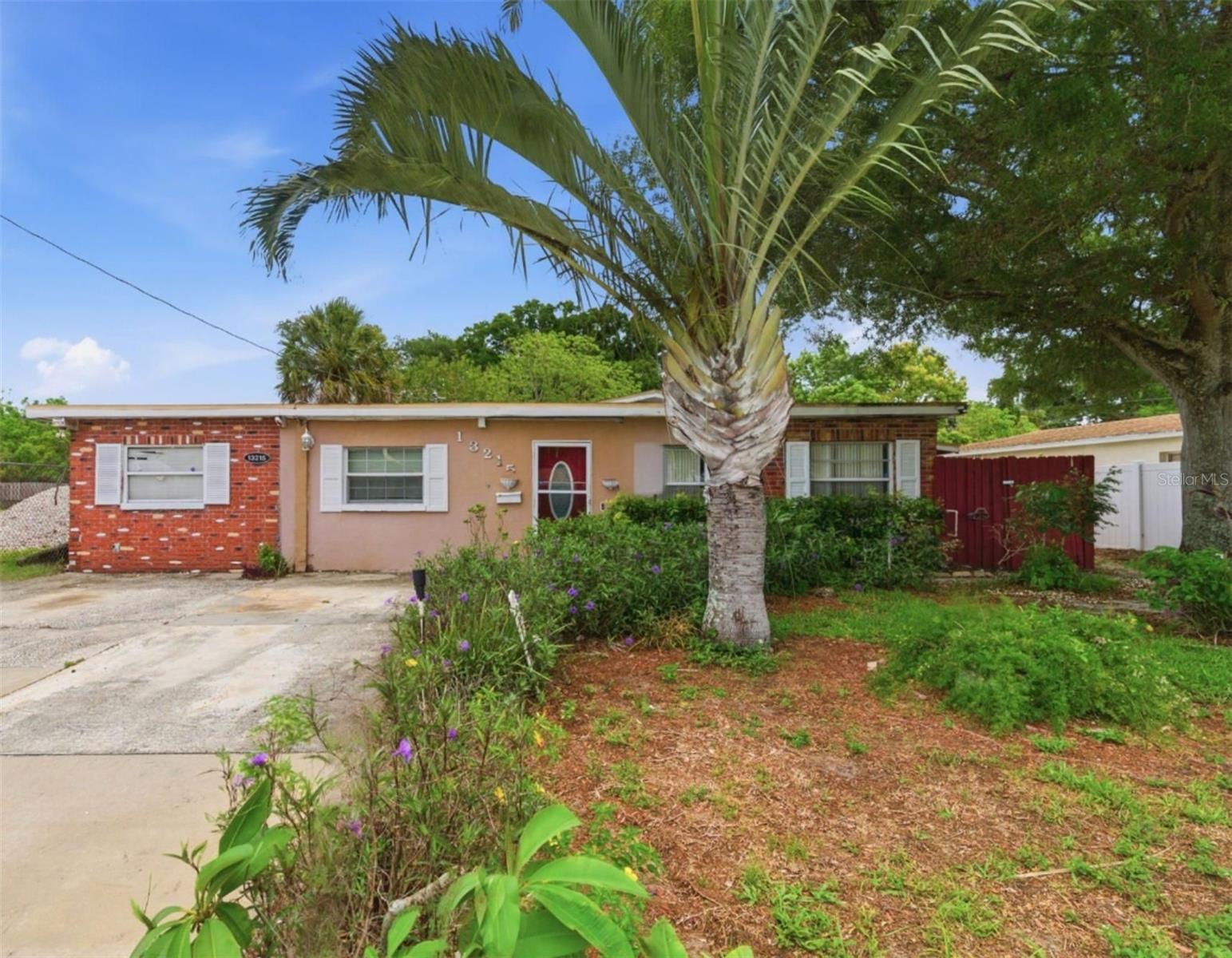 Single Family Residence em LARGO, FL - Daniel Dourado