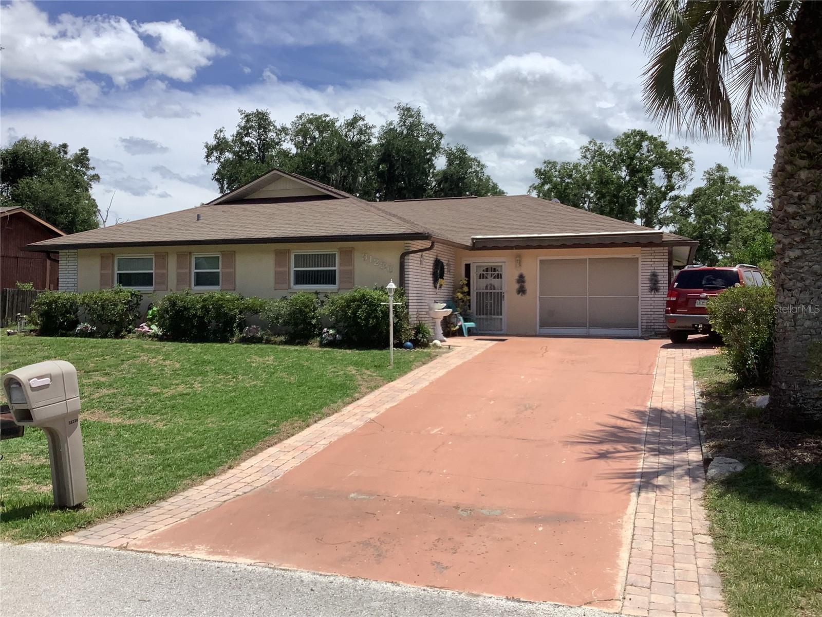 Single Family Residence in BROOKSVILLE, FL - Daniel Dourado