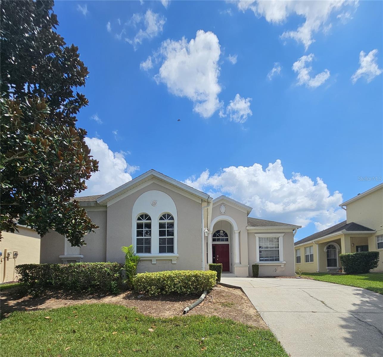 Single Family Residence in HAINES CITY, FL - Daniel Dourado