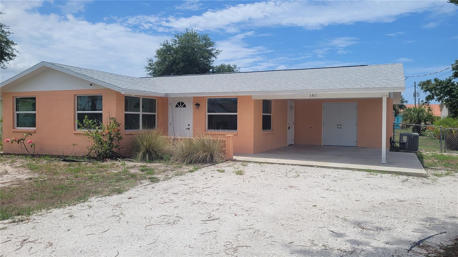 Single Family Residence em ENGLEWOOD, FL - Daniel Dourado